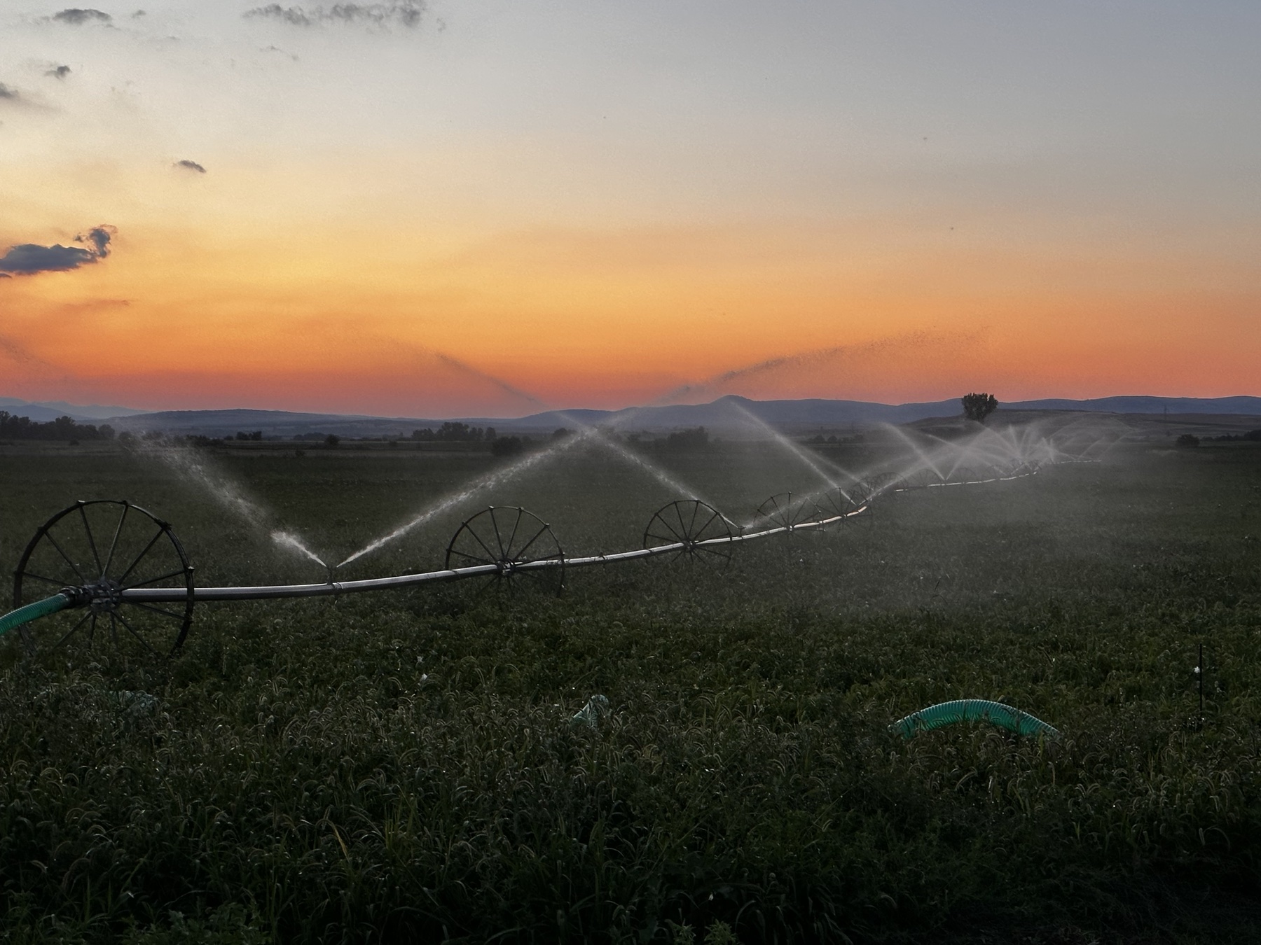 Се продава бочно крило за наводнување