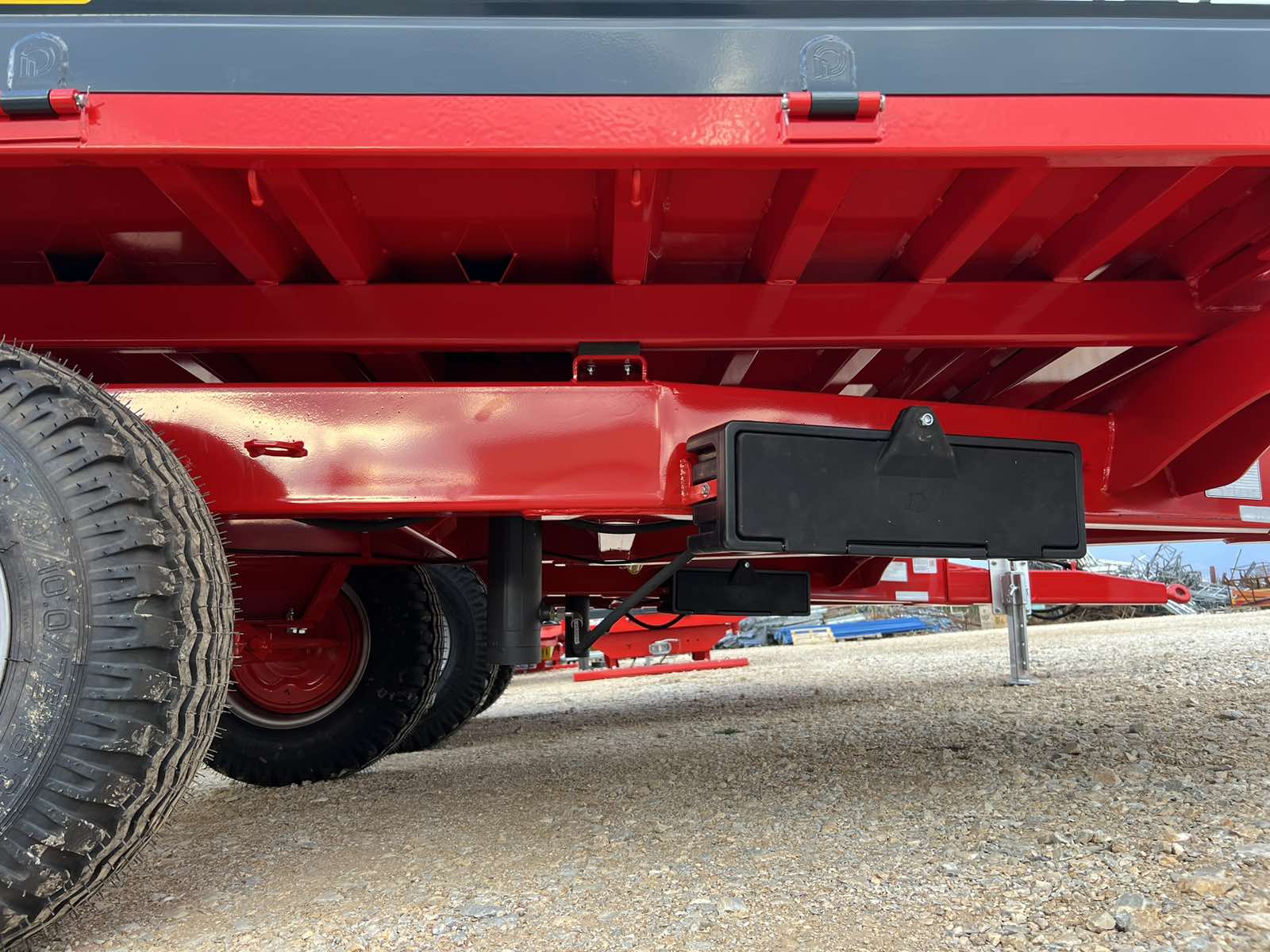 TRAKTORSKA PRIKOLKA / PRIKOLICA PALAZOGLU