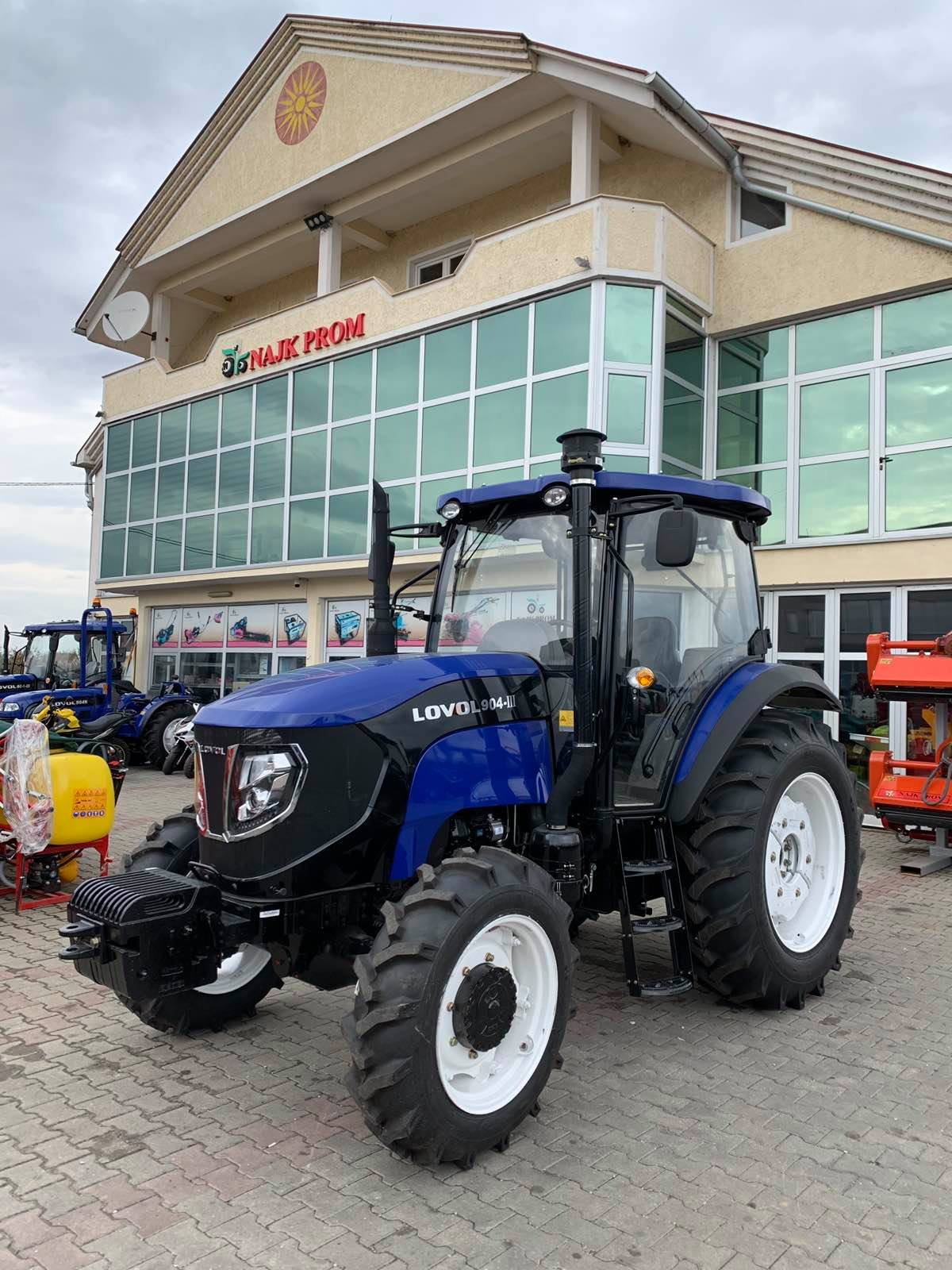 TRAKTOR LOVOL 904