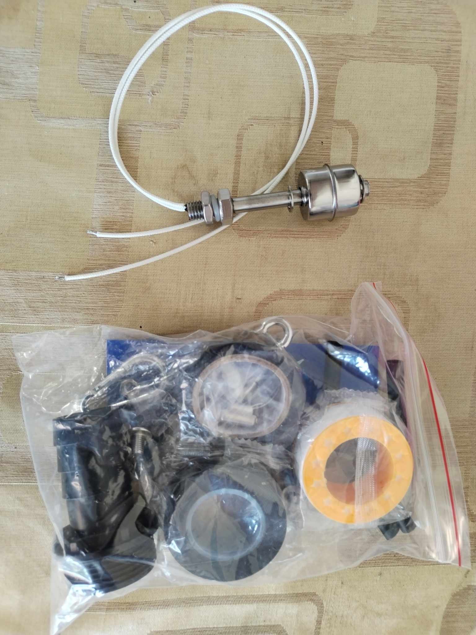 СОЛАРНА ПОТОПНА ПУМПА ЗА ВОДА