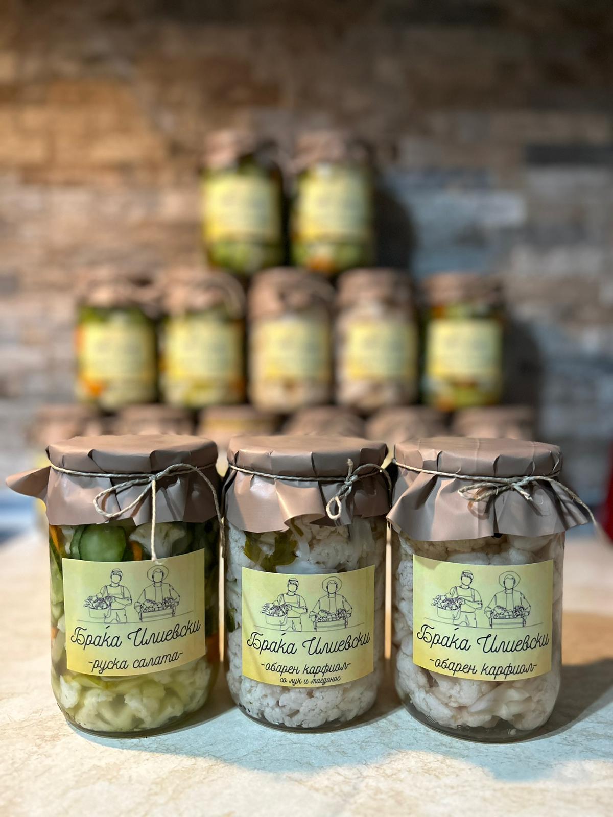 Domasni meze salati / Ruska (carska) salata, obaren karfiol