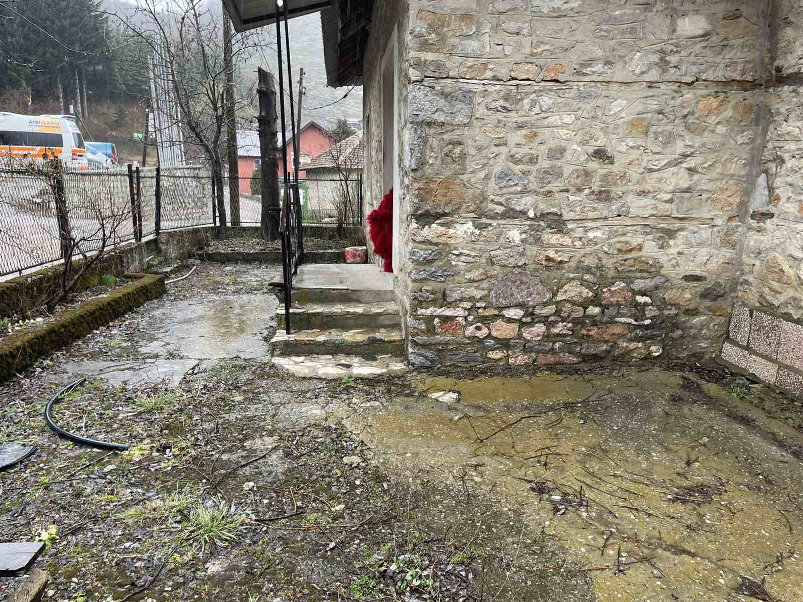 Se prodava kukja vo Mavrovo