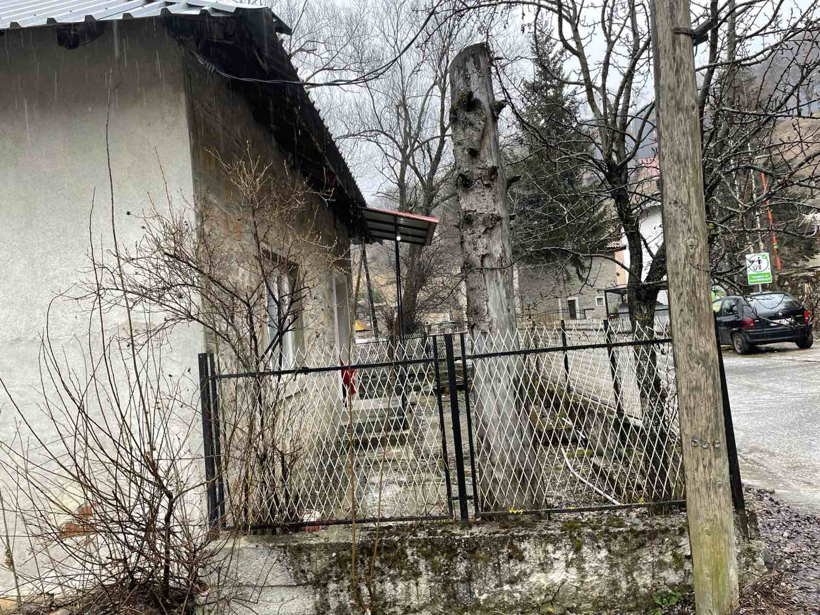 Se prodava kukja vo Mavrovo