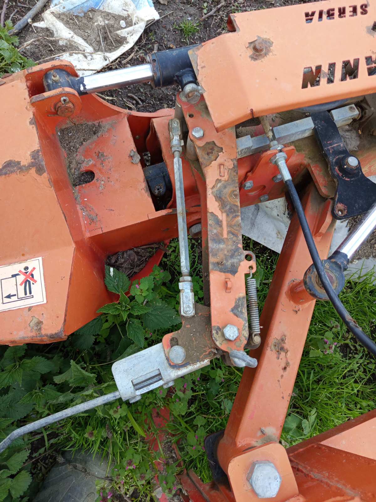 Меѓуредна фреза пипалица ФПМ Делјанин / Meguredna freza pipalica FPM Deljanin