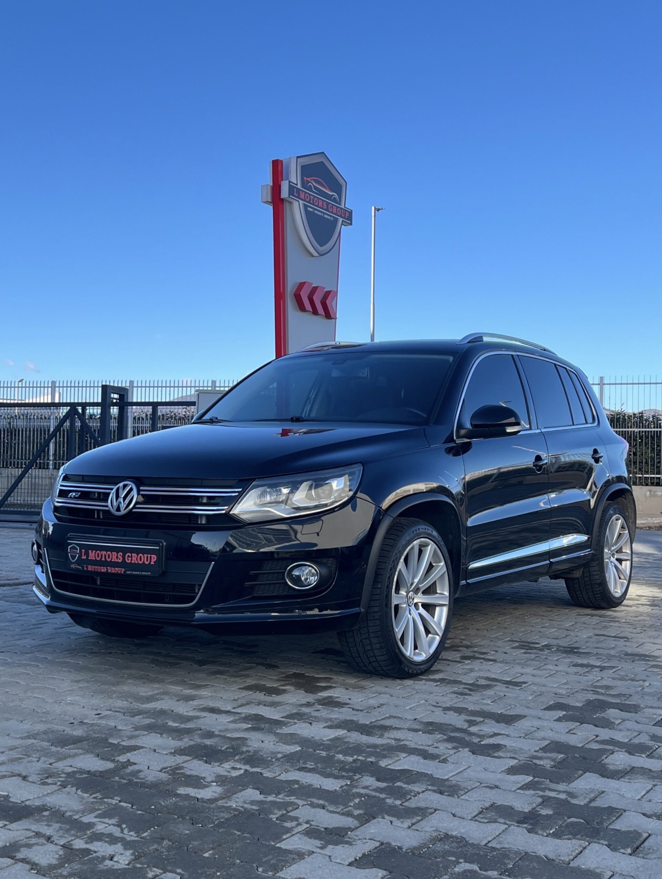 VW Tiguan R-Line 2.0 TDI 140hp 4Motion DSG — 2012