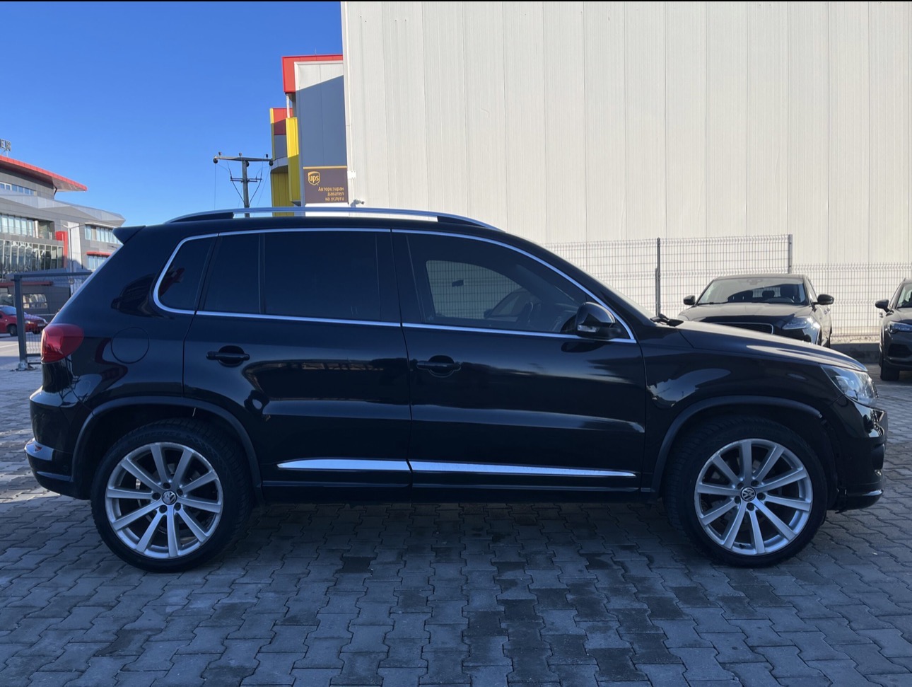 VW Tiguan R-Line 2.0 TDI 140hp 4Motion DSG — 2012